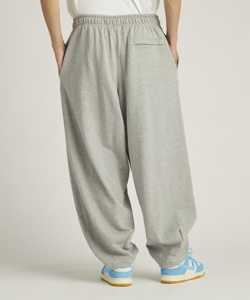 NIKE(ナイキ)の「《セットアップ対応商品》ナイキ クラブ フリース メンズ オーバーサイズド フレンチ テリー パンツ / Nike Club Fleece Men's Oversized French Terry Pants HJ1823-063 Dark Grey Heather(スウェットパンツ・メンズ・霜降りグレー・2XL/XL/L/M/S)」の6枚目の写真