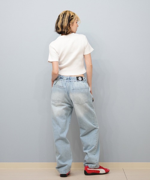ELEMENT(エレメント)の「ELEMENT/エレメント ワイドデニムパンツ ユニセックス BF023-707(デニムパンツ・レディース・スミクロ/ダークインディゴブルー/インディゴブルー/ライトブルー・FREE)」の15枚目の写真