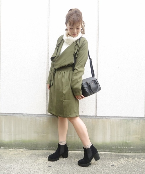 Chico（チコ）の「【who's who Chico】合皮ミニボストンバック（ショルダーバッグ・レディース・アイボリー/ブラック/グレー・FREE）」の9枚目の写真