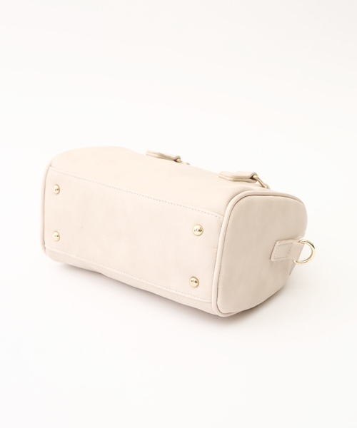 Chico（チコ）の「【who's who Chico】合皮ミニボストンバック（ショルダーバッグ・レディース・アイボリー/ブラック/グレー・FREE）」の5枚目の写真