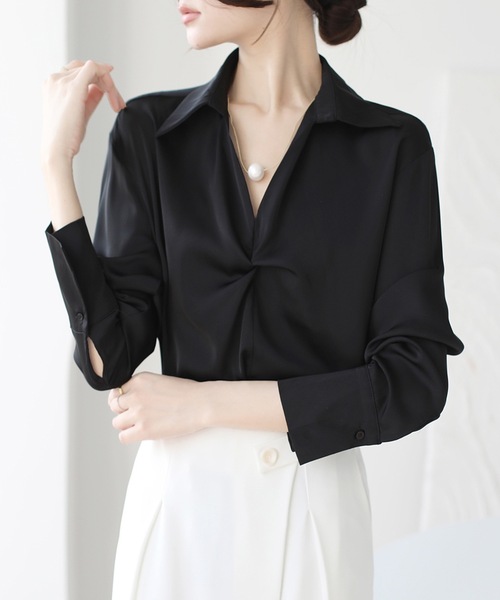 Lace Ladies(レースレディース)の「スキッパーネック フロント ツイスト 長袖 シャツ(シャツ/ブラウス・レディース・ミント/ピンク/ブラック/アイボリー・XL/M/S)」の7枚目の写真