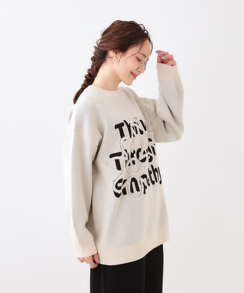 Cutie Blonde（キューティーブロンド）の「お花×ロゴ ゆるシルエットニット（ニット/セーター・レディース・オレンジ系/ネイビー/アイボリー・00）」の5枚目の写真