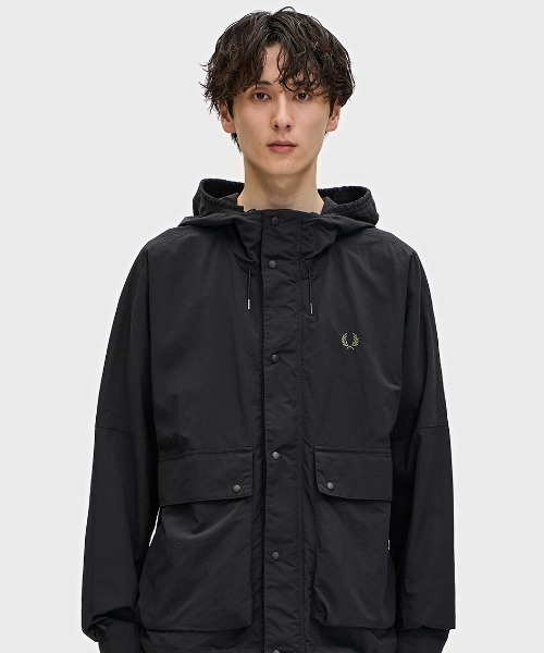 【m17】00s FRED PERRY マウンテンパーカー 黒 ローレル刺繍 m17】00s FRED PERRY マウンテンパーカー 黒 ローレル刺繍