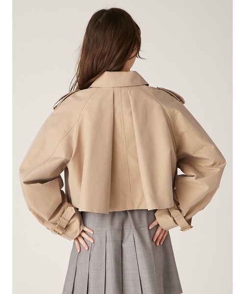 LILY BROWN（リリーブラウン）の「シャンブレーフレアショートトレンチ（トレンチコート・レディース・アイボリー/カーキ/ベージュ・FREE）」の7枚目の写真