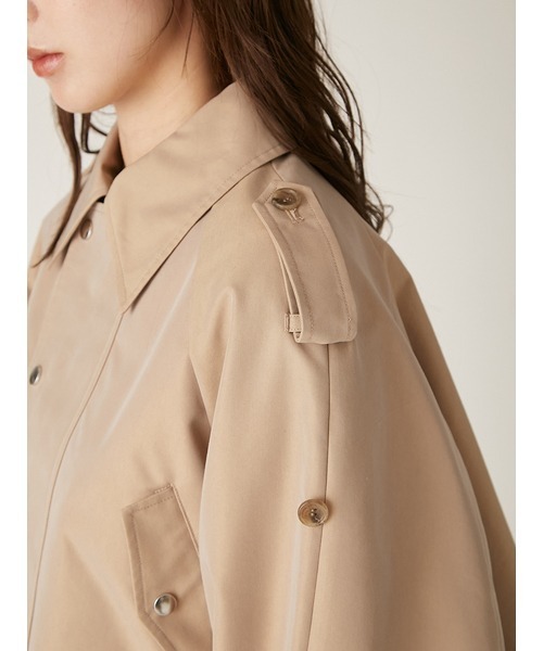 LILY BROWN（リリーブラウン）の「シャンブレーフレアショートトレンチ（トレンチコート・レディース・アイボリー/カーキ/ベージュ・FREE）」の13枚目の写真