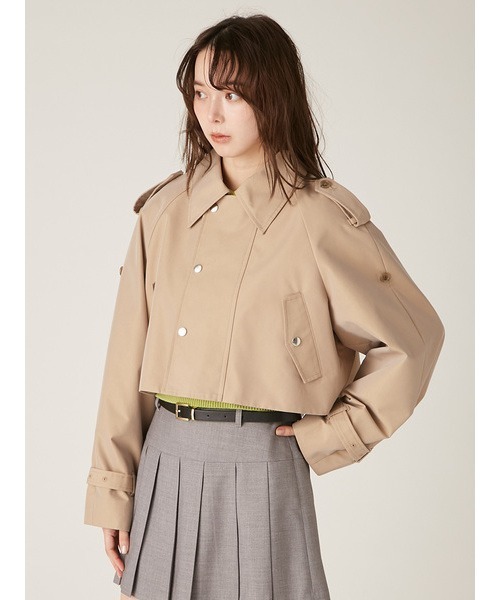 LILY BROWN（リリーブラウン）の「シャンブレーフレアショートトレンチ（トレンチコート・レディース・アイボリー/カーキ/ベージュ・FREE）」の6枚目の写真