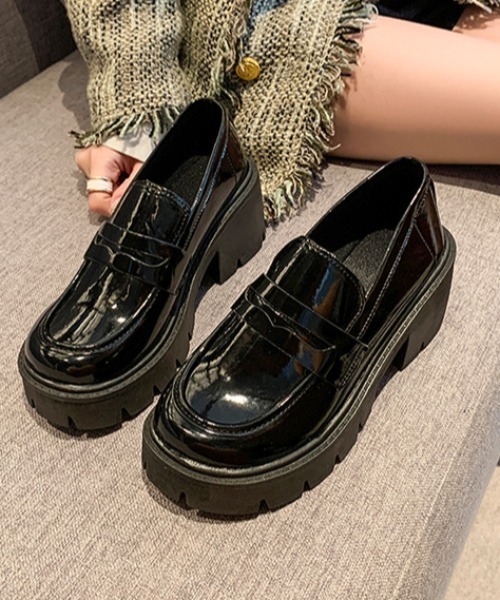 Teem Store(チームストア)の「トラックソールプラットフォーム厚底シンプルローファー 身長盛れ(ローファー・レディース・ブラック/ブラック系その他・L/M/S)」の3枚目の写真