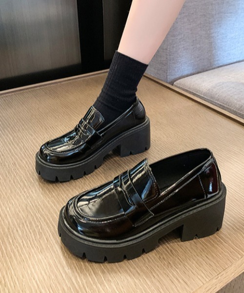 Teem Store(チームストア)の「トラックソールプラットフォーム厚底シンプルローファー 身長盛れ(ローファー・レディース・ブラック/ブラック系その他・L/M/S)」の5枚目の写真