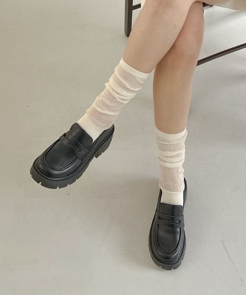 Teem Store(チームストア)の「トラックソールプラットフォーム厚底シンプルローファー 身長盛れ(ローファー・レディース・ブラック/ブラック系その他・L/M/S)」の18枚目の写真