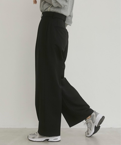 ANGIE（アンジー）の「２タック センタープレスワイド スラックス（スラックス・レディース・杢グレー/ブラック/アイボリー・SMALL/LARGE/MEDIUM）」の10枚目の写真