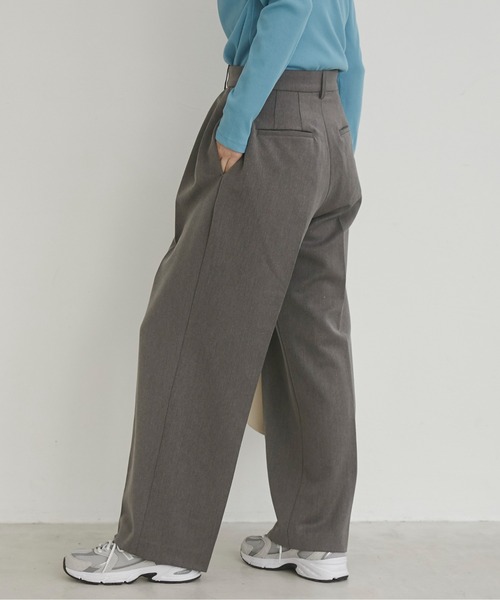 ANGIE（アンジー）の「２タック センタープレスワイド スラックス（スラックス・レディース・杢グレー/ブラック/アイボリー・SMALL/LARGE/MEDIUM）」の16枚目の写真