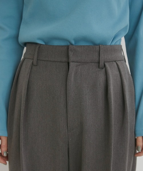 ANGIE（アンジー）の「２タック センタープレスワイド スラックス（スラックス・レディース・杢グレー/ブラック/アイボリー・SMALL/LARGE/MEDIUM）」の21枚目の写真