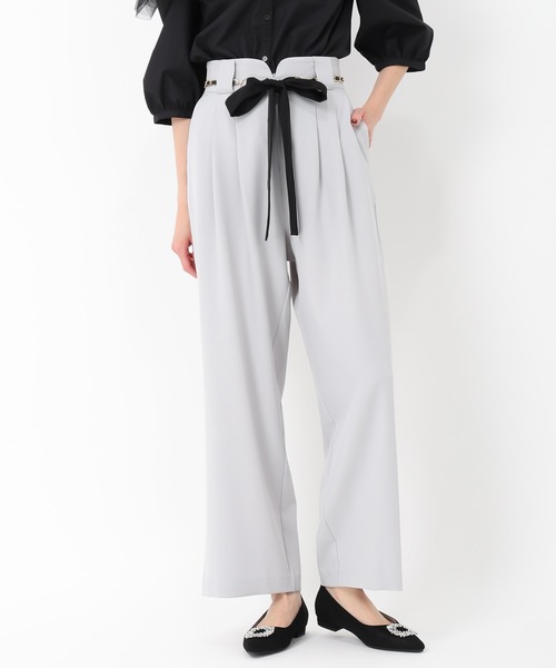 MISCH MASCH（ミッシュマッシュ）の「チェーンリボンベルト付きワイドパンツ（その他パンツ・レディース・ブルー/アイボリー/ライトグレー・S/M）」の2枚目の写真