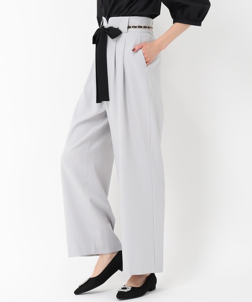 MISCH MASCH（ミッシュマッシュ）の「チェーンリボンベルト付きワイドパンツ（その他パンツ・レディース・ブルー/アイボリー/ライトグレー・S/M）」の9枚目の写真