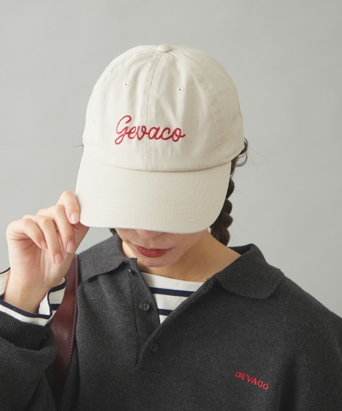 GEVACO（ゲバコ）の「【GEVACO】チェーン刺繍ロゴキャップ（キャップ・レディース・ベージュ/ブルー/ネイビー・ONE SIZE）」の2枚目の写真