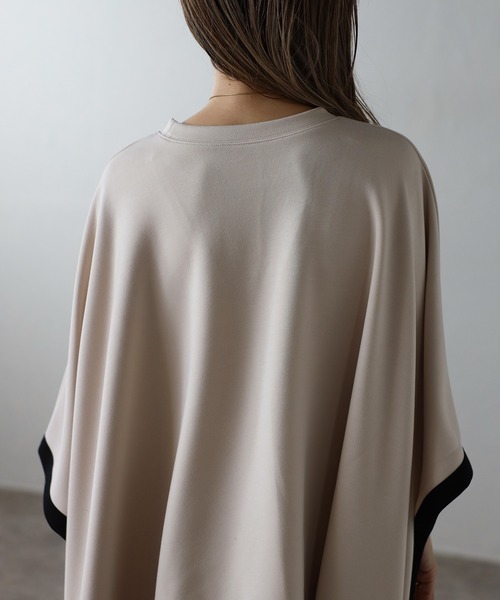 Bonjour Sagan（ボンジュールサガン）の「ライトダンボール配色ポンチョ（ポンチョ・レディース・ライトベージュ/ブラック・FREE）」の6枚目の写真