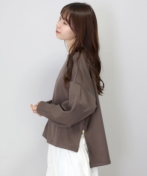 Aletta vita(アレッタビータ)の「ポンチサイドファスナー袖タックプルオーバー(Tシャツ/カットソー・レディース・オフホワイト/ベージュ/ブラウン/ブラック/チャコール・FREE)」の22枚目の写真