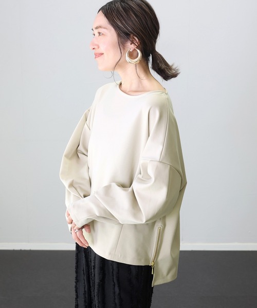 Aletta vita(アレッタビータ)の「ポンチサイドファスナー袖タックプルオーバー(Tシャツ/カットソー・レディース・オフホワイト/ベージュ/ブラウン/ブラック/チャコール・FREE)」の8枚目の写真