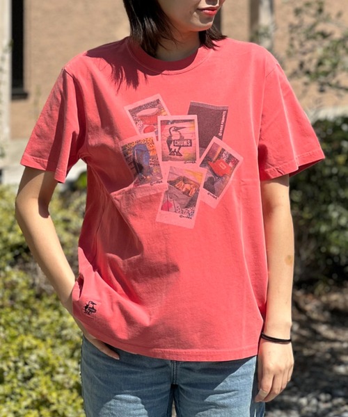 CHUMS（チャムス）の「【CHUMS】 かせきさいだぁ Instant Photo T-Shirt カセキサイダァインスタントフォトティーシャツ（Tシャツ/カットソー・メンズ・ホワイト/レッド/ブルー・LARGE/MEDIUM/X-LARGE）」の3枚目の写真