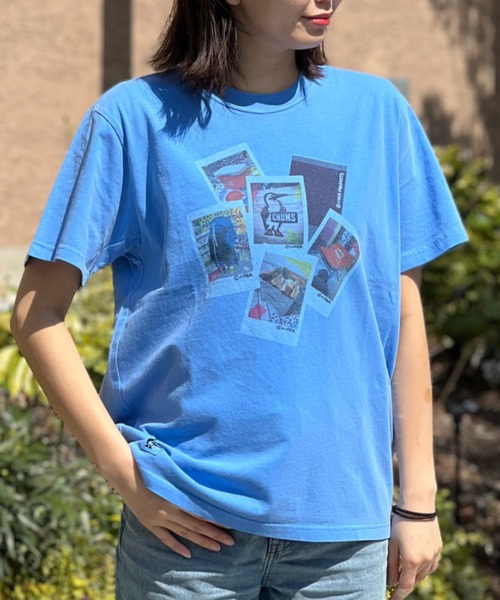 CHUMS（チャムス）の「【CHUMS】 かせきさいだぁ Instant Photo T-Shirt カセキサイダァインスタントフォトティーシャツ（Tシャツ/カットソー・メンズ・ホワイト/レッド/ブルー・LARGE/MEDIUM/X-LARGE）」の2枚目の写真