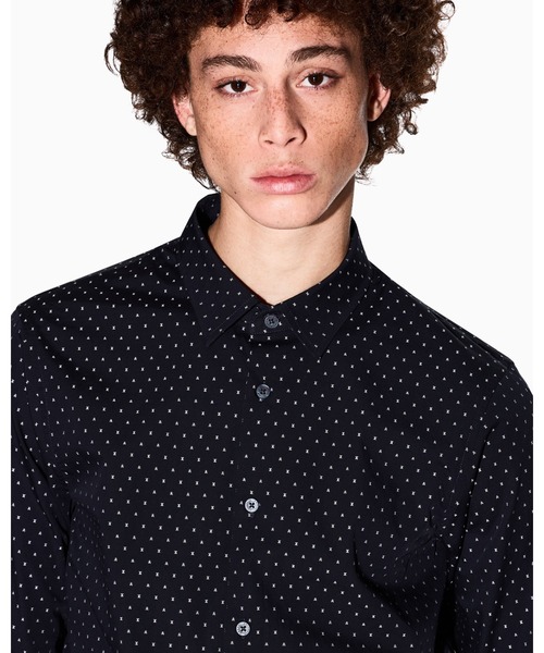 ARMANI EXCHANGE（アルマーニエクスチェンジ）の「【A|X アルマーニ エクスチェンジ】マイクロジャカード 長袖シャツ/REGULAR（シャツ/ブラウス・メンズ・ネイビー/オフホワイト・LARGE/MEDIUM/X-LARGE/SMALL/X-SMALL/XX-LARGE）」の6枚目の写真