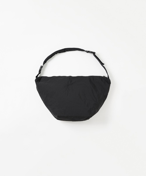 meltum(メルタム)の「【ZOZO限定】HALFMOON MESSENGER BAG(ショルダーバッグ・メンズ・ブラック/グレー・FREE)」の8枚目の写真