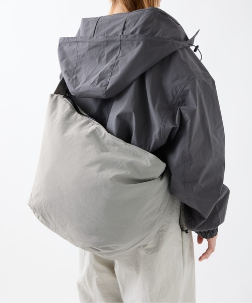 meltum(メルタム)の「【ZOZO限定】HALFMOON MESSENGER BAG(ショルダーバッグ・メンズ・ブラック/グレー・FREE)」の20枚目の写真