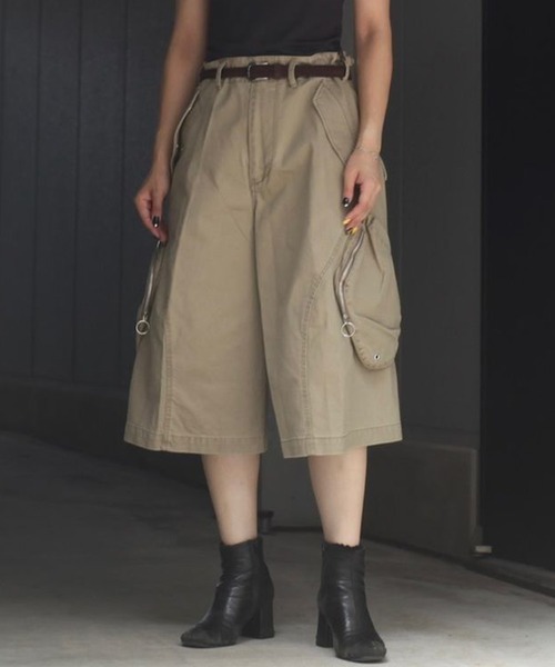 NVRFRGT（ネヴァーフォーゲット）の「3D TWISTED CARGO SHORTS