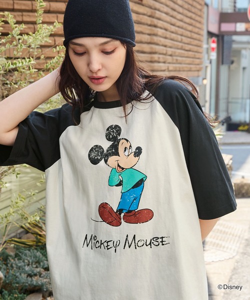 Disney(ディズニー)の「【Disney】別注/ミッキーマウス/ミニーマウス/オールドグラフィックプリント グラフィック刺繍オーバーサイズ半袖Tシャツ(Tシャツ/カットソー・レディース・アイボリー/ネイビー系/ワインレッド/アイボリー系1/ブラック系1/スミクロ/ブラック系・M/L)」の18枚目の写真