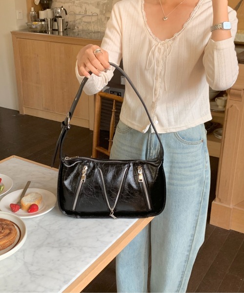 FINEnough(ファインナフ)の「トリプルジップデザインハンドル2WAYショルダーバッグ(ショルダーバッグ・レディース・ブラック/グレー/ピンク/イエロー/ホワイト・FREE)」の17枚目の写真