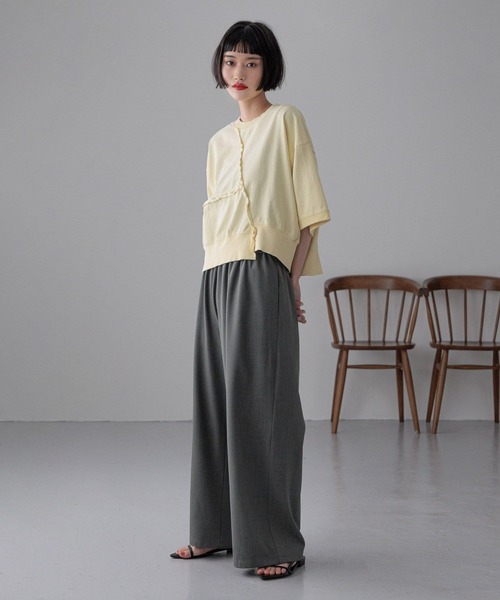 LOWRYS FARM(ローリーズファーム)の「ピグメントリメイク5S 323034(Tシャツ/カットソー・レディース・イエロー/チャコールグレー/アイボリー・SHORT/LONG)」の12枚目の写真