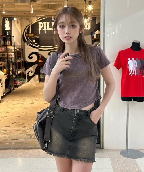 RAY CASSIN（レイカズン）の「ピグメントシャーリングロゴチビTシャツ（Tシャツ/カットソー・レディース・チャコールグレー/ブラウン/ホワイト/ベージュ・FREE）」の18枚目の写真