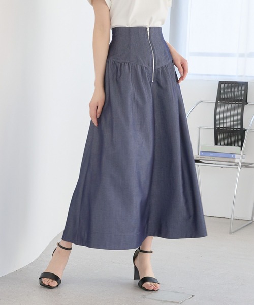 Andemiu（アンデミュウ）の「デニムキリカエフレアスカート451840（デニムスカート・レディース・ブラック/インディゴブルー・FREE）」の2枚目の写真