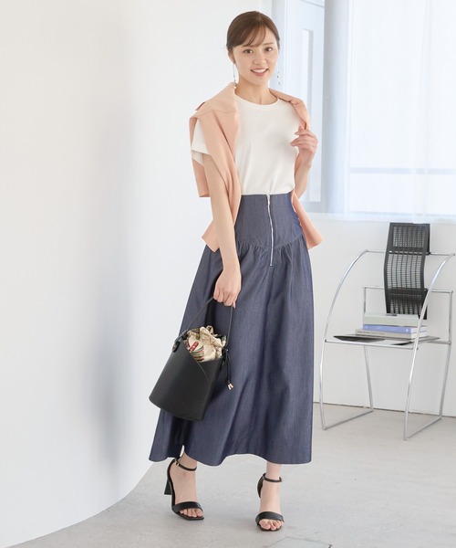 Andemiu（アンデミュウ）の「デニムキリカエフレアスカート451840（デニムスカート・レディース・ブラック/インディゴブルー・FREE）」の5枚目の写真