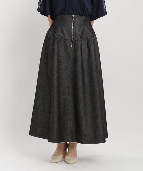 Andemiu（アンデミュウ）の「デニムキリカエフレアスカート451840（デニムスカート・レディース・ブラック/インディゴブルー・FREE）」の13枚目の写真