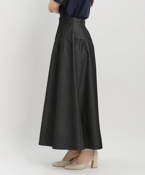 Andemiu（アンデミュウ）の「デニムキリカエフレアスカート451840（デニムスカート・レディース・ブラック/インディゴブルー・FREE）」の12枚目の写真