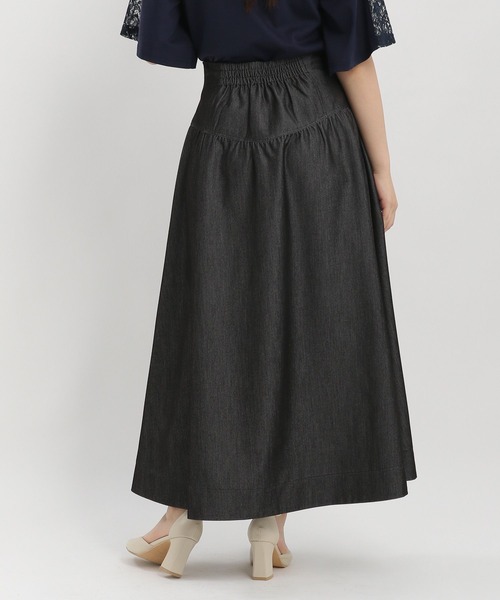 Andemiu（アンデミュウ）の「デニムキリカエフレアスカート451840（デニムスカート・レディース・ブラック/インディゴブルー・FREE）」の11枚目の写真