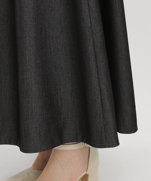 Andemiu（アンデミュウ）の「デニムキリカエフレアスカート451840（デニムスカート・レディース・ブラック/インディゴブルー・FREE）」の9枚目の写真