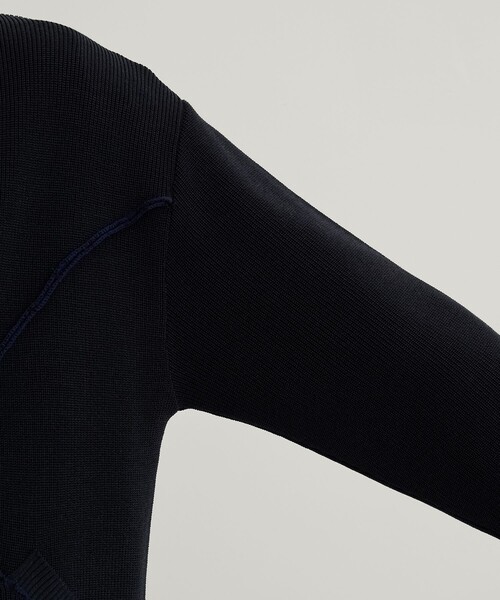 PUBLIC TOKYO（パブリックトウキョウ）の「カーブラインアゼニットブルゾン（カーディガン/ボレロ・メンズ・ブルー/ブラック・1/2）」の8枚目の写真