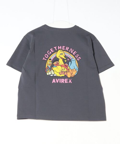 国内発送【AVIREX】SESAME STREET meets /TOGETHERNESS T-SHIRT SESAME STREET meets AVIREX》TOGETHERNESS T-SHIRT(Tシャツ