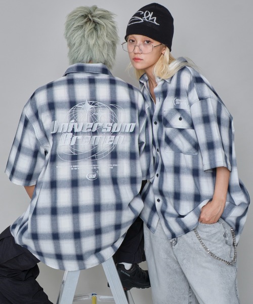 WEGO（ウィゴー）の「WEGO/グラフィックオンブレチェックシャツ（シャツ/ブラウス・メンズ・ブラック系その他2/ホワイト系その他2/ネイビー/ピンク・MEDIUM/LARGE）」の3枚目の写真