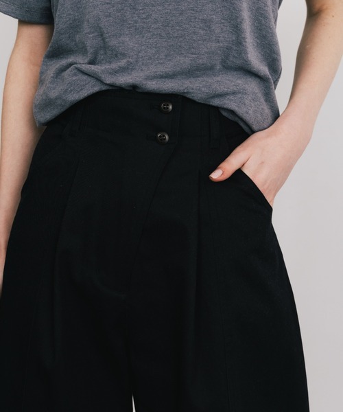 CREDONA（クレドナ）の「COTTON WIDE PANTS/コットンワイドパンツ（チノパンツ・レディース・ブラック/ベージュ・0/1）」の15枚目の写真