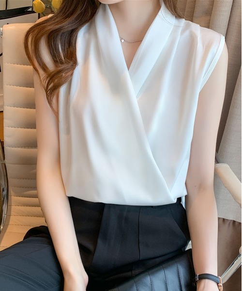 BLANC FICELLE（ブランフィセル）の「カシュクール　ノースリーブシャツ（シャツ/ブラウス・レディース・グリーン/ピンク/アイボリー/ベージュ/ブラック・S/M/L/XL）」の8枚目の写真