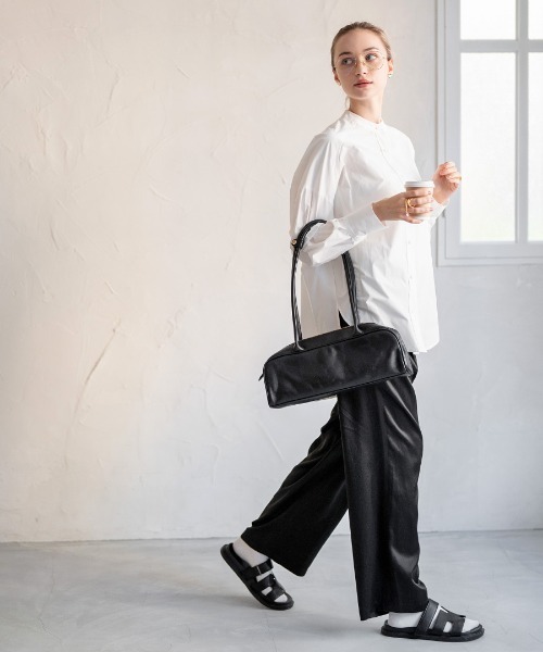 HAYNI（ヘイニ）の「Svelta スヴェルタ（ハンドバッグ・レディース・ブラック・FREE）」の3枚目の写真