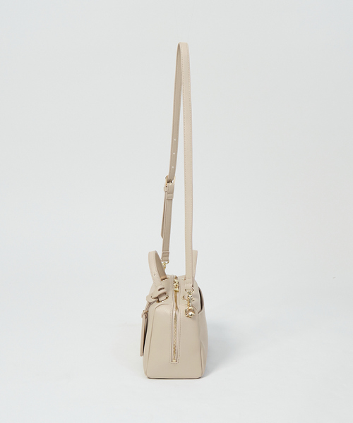 LOWELL things（ロウェル　シングス）の「【千葉由佳さん】コラボ2WAYボストンバッグ（ボストンバッグ・レディース・ブラック/ライトベージュ・フリー）」の18枚目の写真