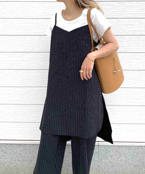 Q（キュー）の「ピンストライプキャミチュ二（チュニック・レディース・ブラック/グレー・MEDIUM）」の2枚目の写真