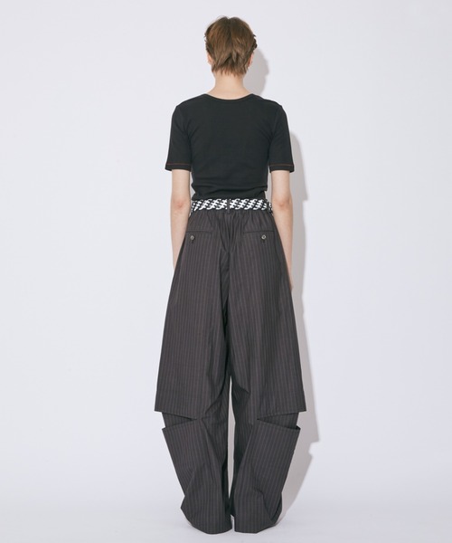 beautiful people(ビューティフルピープル)の「cotton suiting trompe loeil pants(その他パンツ・レディース・チャコール/ブルーグレー・38/36)」の13枚目の写真
