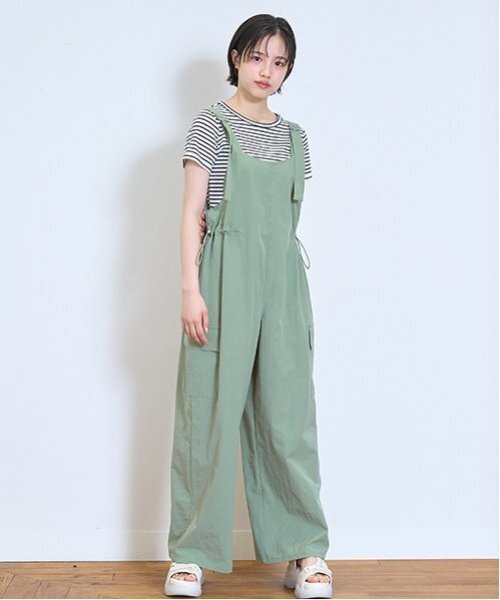 LOVETOXIC(ラブトキシック)の「ドローコードオールインワン(つなぎ/オールインワン・キッズ・カーキ/ブラック・S:140cm/M:150cm/L:160cm)」の15枚目の写真