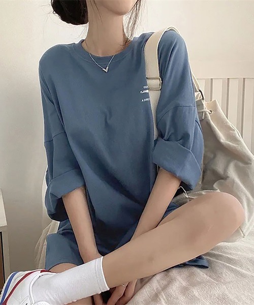 Asterellivi(アステレリビ)の「バックプリントビックTシャツ(Tシャツ/カットソー・レディース・ホワイト/ブラック/チャコールグレー/ブルー・FREE)」の4枚目の写真