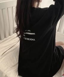 バックプリントビックTシャツ